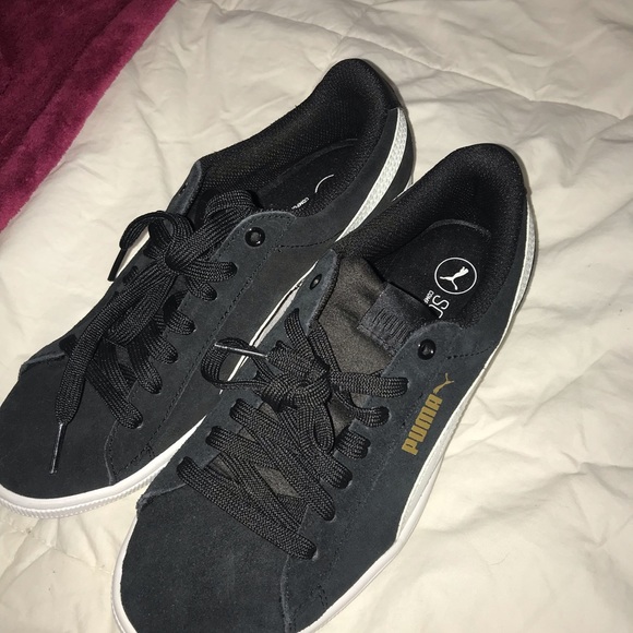 Shoes - Picture 2 of 2